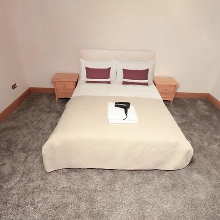 Pearse Street Townhouse Apartment